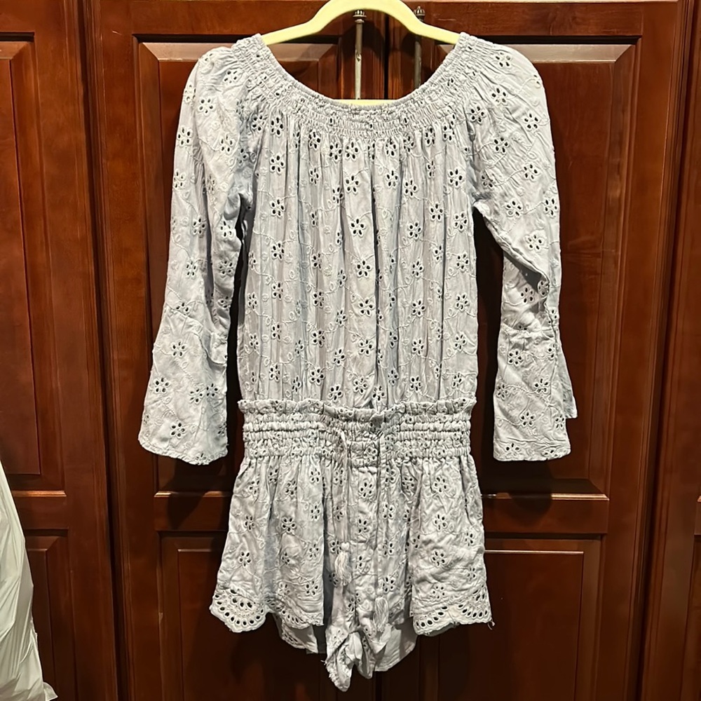 New SURF GYPSEY Eyelet Periwinkle Blue Beach Romper Size M